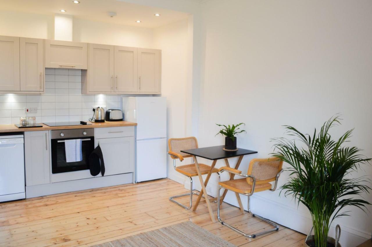Modern 1 Bedroom Flat In The Heart Of EDI Eksteriør billede